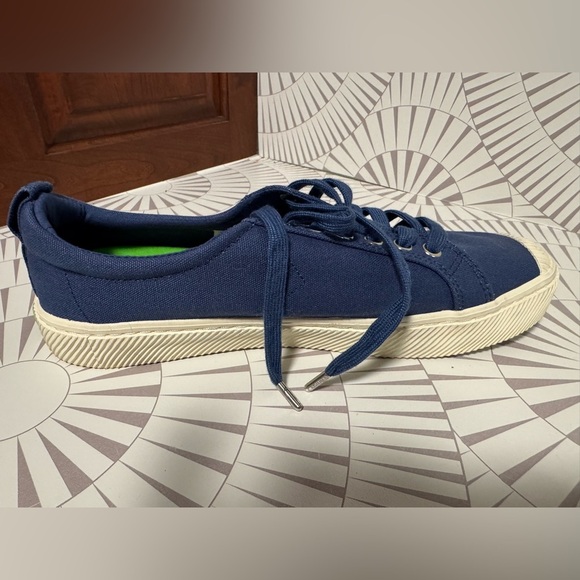 Cariuma OCA Low Blue Women’s 11.5 Men’s‎ 10 Excellent Condition - Picture 5 of 8